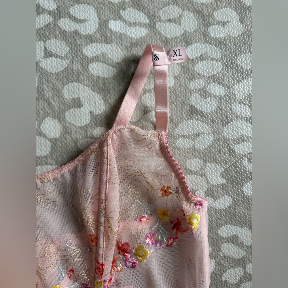 Victoria’s Secret Bloom Embroidery XL longline corset top and thong - Picture 4 of 6